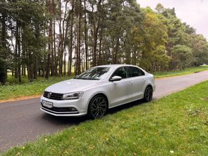 Volkswagen Jetta Highline 2.0 TDI - Image 3