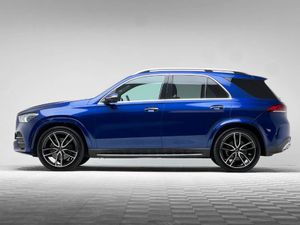 Mercedes-Benz GLE 300D AMG LINE PREM PLUS 4MATIC 7 - Image 4