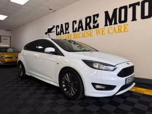 Ford Focus 1.0 St-line Ecoboost 125PS 5DR - Image 3