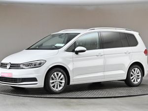 Volkswagen Touran 1.4 TSI DSG Trendline  carplay - Image 4