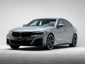 BMW 5-Series 545E M SPORT XDRIVE - Image 3