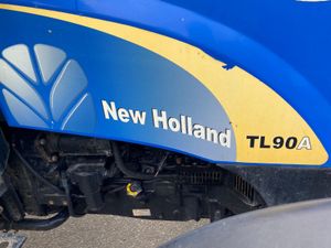 2007 New Holland TL90a - Image 4
