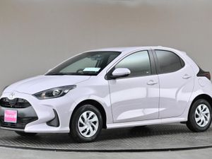Toyota Yaris 1.0 Auto Petrol  9 android Car Playe - Image 4