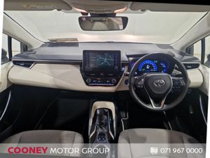Toyota Corolla 1.8 Hybrid Luna Sport Saloon Cleara - Image 2