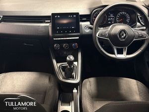 Renault Clio Iconic TCe 90 - Image 2