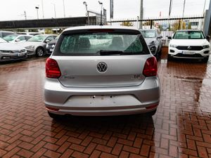 VOLKSWAGEN POLO 1.2 TSI COMFORTLINE AUTOMATIC - Image 4