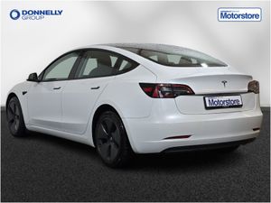 Tesla Model 3 Saloon Standard Plus - Image 2