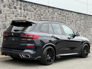 2021 BMW X5 M Sport M Performance 45E FSH - Image 2