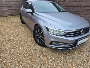Volkswagen Passat 2020 - Image 2