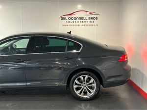 Volkswagen Passat BUSINESS 2.0 TDI D7F 150 4DR A - Image 2