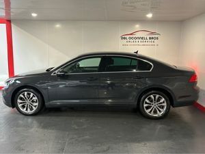 Volkswagen Passat BUSINESS 2.0 TDI D7F 150 4DR A - Image 4