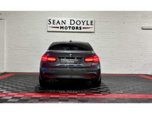 BMW 3-Series 330E M SPORT SHADOW EDITION AUTO - Image 4