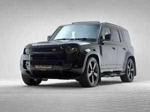 Land Rover Defender X P400E FLAGSHIP MODEL - Image 3