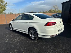 VW Passat 19 R-Line Manual 150Bhp 1 Owner! - Image 4