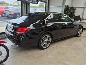 18 MERCEDES BENZ E-CLASS AVANTGARDE - Image 4