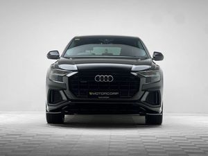 Audi Q8 55 TFSI E S LINE QUATTRO - Image 2