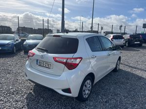 Toyota Vitz - Image 4