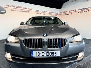 BMW 5-Series 2010 - Image 2