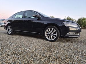 Volkswagen Passat 2012 - Image 2