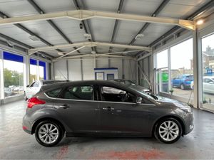 Ford Focus TITANIUM 1.5 TDCI - Image 4