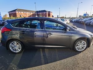 FORD FOCUS 1.5TD ZETEC - Image 4