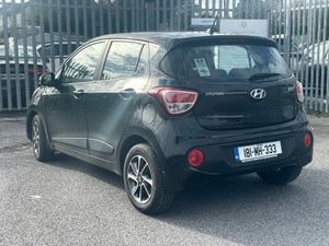 Hyundai i10 1.0 Deluxe - Image 4