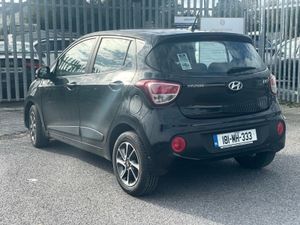 Hyundai i10 1.0 Deluxe - Image 4