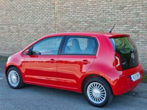 Volkswagen up! Automatic High Spec 5 door - Image 3