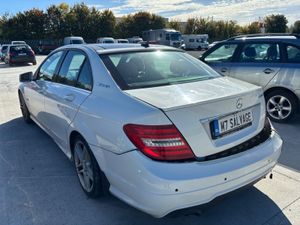 11 Merc C200d Avant sport 265km Starting - Image 4