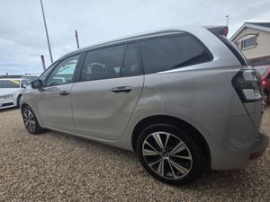 Citroen Grand C4 Picasso BlueHDi 150 automatic Exc - Image 4