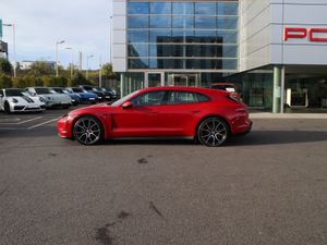 Porsche Taycan Taycan Sport Turismo - Image 4