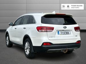 Kia Sorento PLATINUM 5DR - Image 4