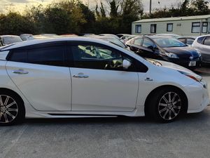 Toyota Prius 2016 full Spec - Image 3