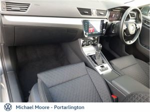Skoda Superb Superb AMB 2.0tdi 150HP DSG - Image 4