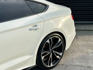 2021 AUDI A5 S LINE BLACK EDITION  SPEC 35 TDI 2.0 - Image 3
