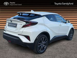 Toyota C-HR HYBRID SOL // HEATED LEATHER SEATS // - Image 2