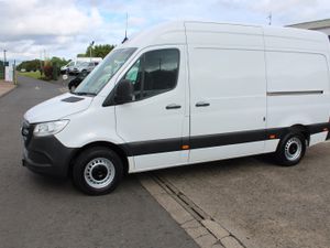2021 Mercedes-Benz Sprinter 315 L2H2 RWD 7000kgs - Image 3