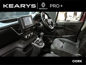 Renault Trafic Ll30 Blue dCi 170 Auto EDC Sport - Image 2