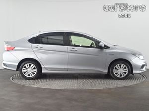 Honda Grace Hybrid 1.5 Auto - Image 2