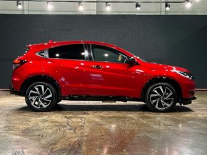 Honda Vezel HYBRID 1.5 AUTOMATIC - RS EDITION - RE - Image 3