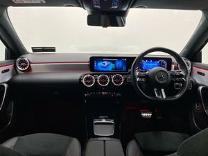 Mercedes-Benz A-Class A 250 AMG Line Executive - Image 4