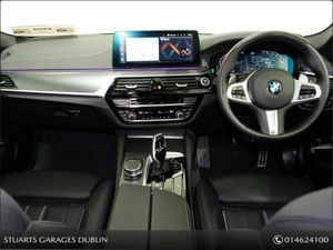 BMW 5-Series GREAT SPEC 520D TOURING, ALPINE WHITE - Image 4