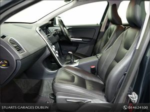 Volvo XC60 SE NAV D4 - Image 3