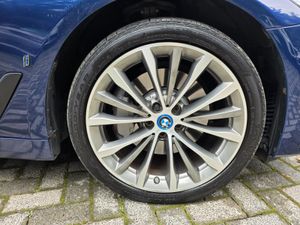 2018 BMW 530E SE AUTO.HUGE SPEC.FINANCE? - Image 4
