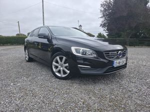 2017 Volvo V60 D4 SE | 2.0 Diesel - Image 3