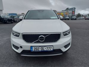Volvo XC40 D3 MOMENTUM AT 5DR AUTO - Image 2
