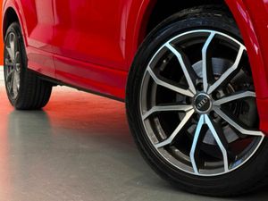Audi Q2 Audi Q2, TFSI, Virtual Clocks #30 - Image 2