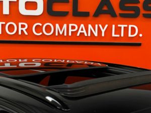 Bentley Bentayga V8 # 78 - Image 4