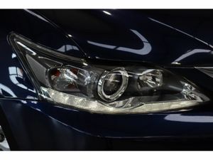 Lexus CT 200H 1.8 SE Plus 5DR Auto #49 - Image 4