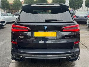 BMW X5 XDRIVE45E M SPORT - Image 4